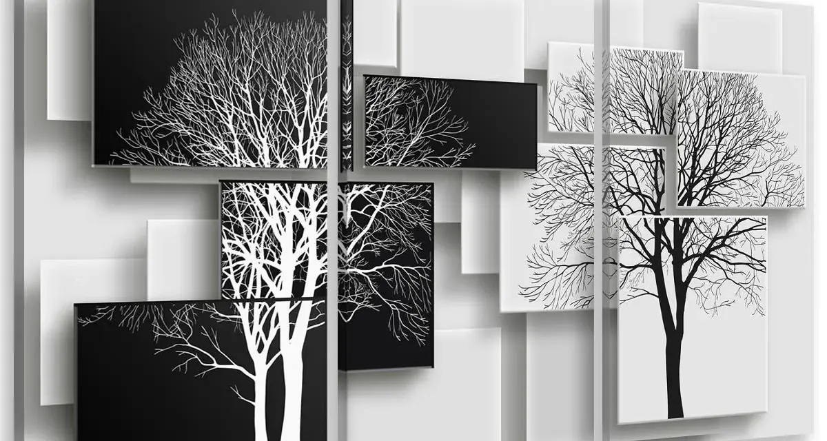 Tableau panoramique noir et blanc composé de plusieurs panneaux représentant des arbres stylisés aux branches fines, créant un jeu d'ombres et de lumières.