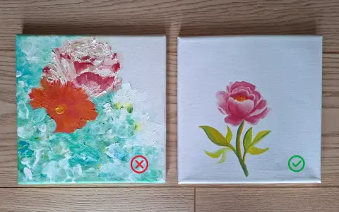 Deux tableaux de fleurs peints à la **feutre acrylique**. L'un est abstrait et coloré, l'autre est une pivoine rose délicate.