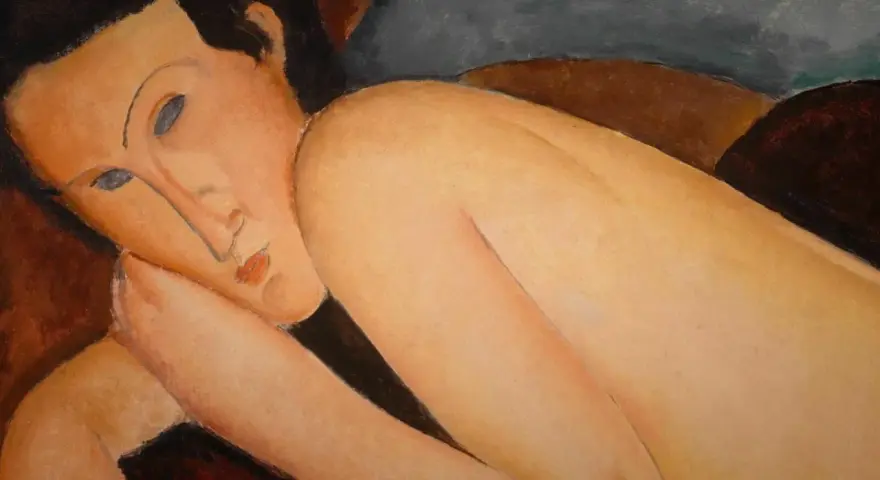 Modigliani peinture : un portrait de femme aux traits allongés, la tête appuyée sur son bras, dans une pose languide.