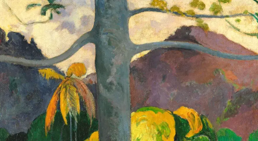 Paysage tropical aux couleurs vives, évoquant l'art de Paul Gauguin. Un tronc d'arbre domine, des feuillages jaunes et verts contrastent avec des collines pourpres.