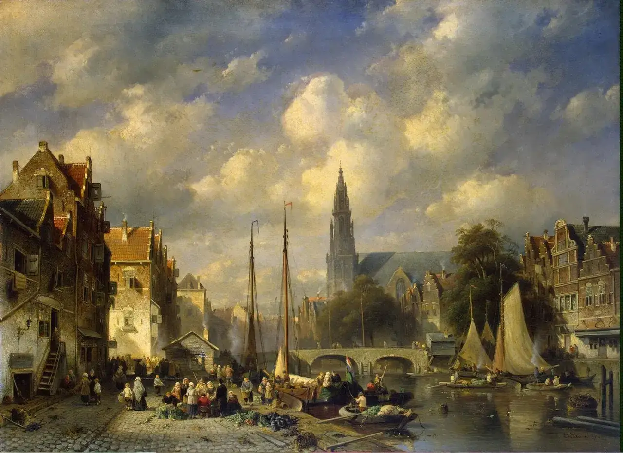 Peinture d'une ville connue, avec des bateaux sur un canal, des maisons typiques et une &eacute;glise imposante sous un ciel nuageux.